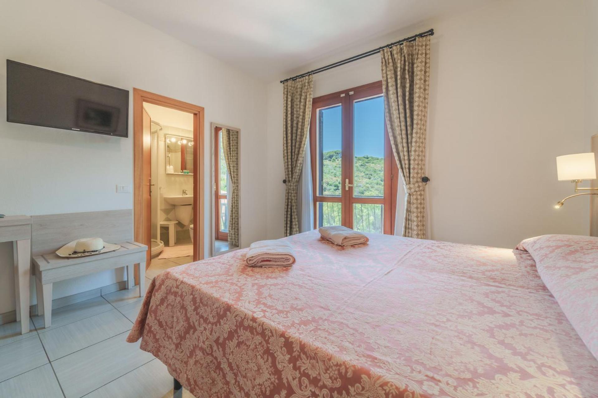 Hotel Lo Scirocco