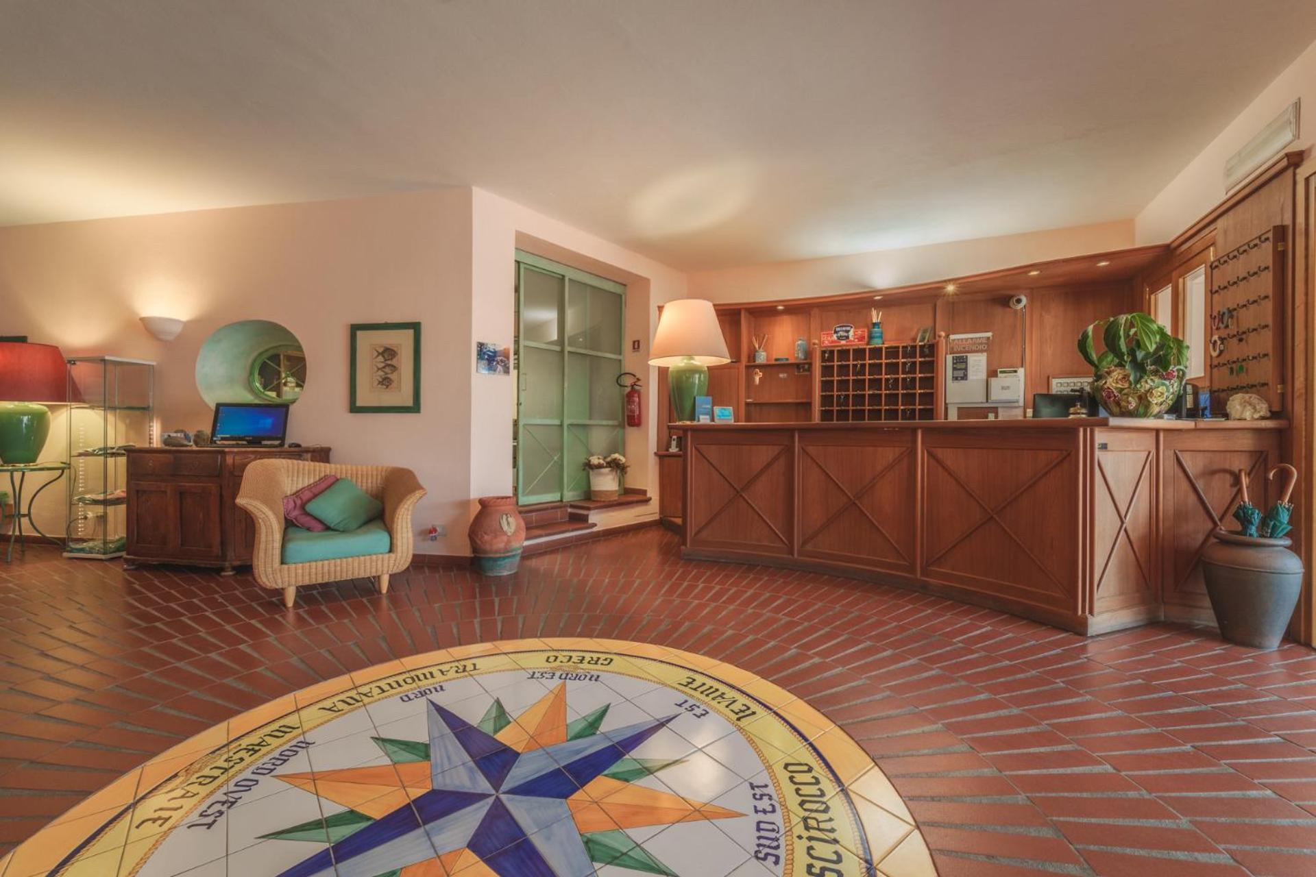 Lo Scirocco Hotel 3*
