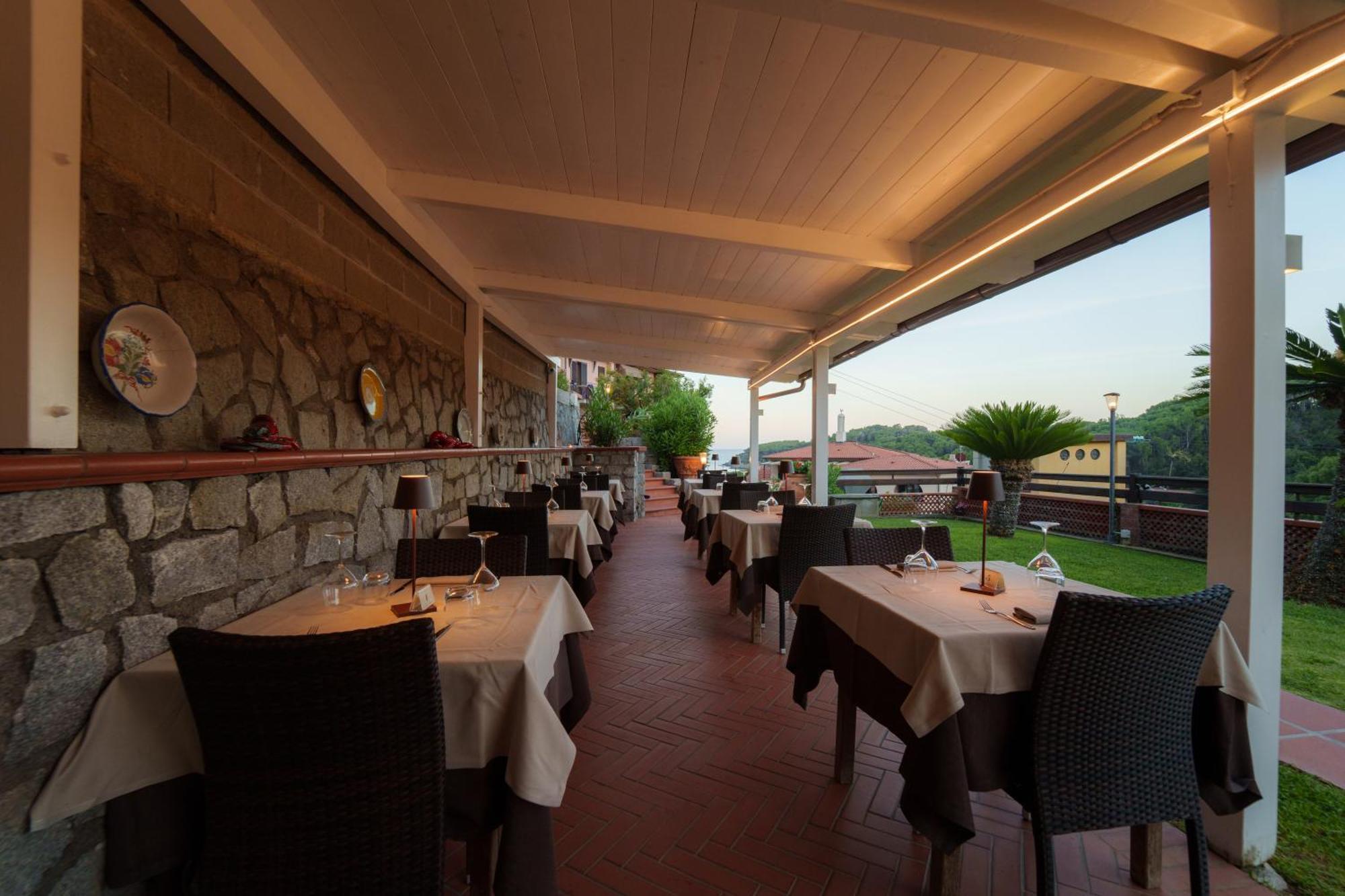Lo Scirocco Hotel Fetovaia